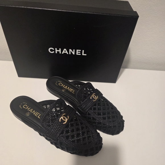 CHANEL Shoes - CHANEL MULES  2026 NEW